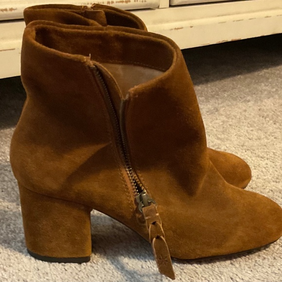 Splendid Suede Bootie 6 1/2 - Picture 1 of 3